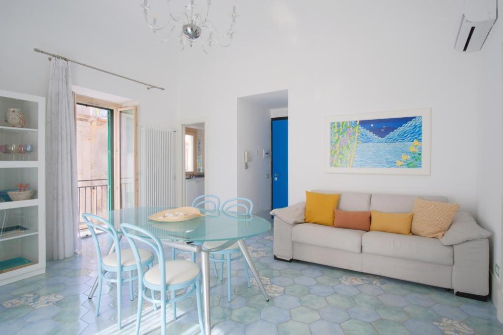 شقة Devalu Casa Del Mare تْشيفالو المظهر الخارجي الصورة