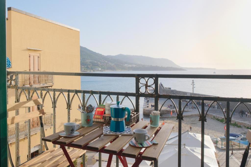 شقة Devalu Casa Del Mare تْشيفالو المظهر الخارجي الصورة