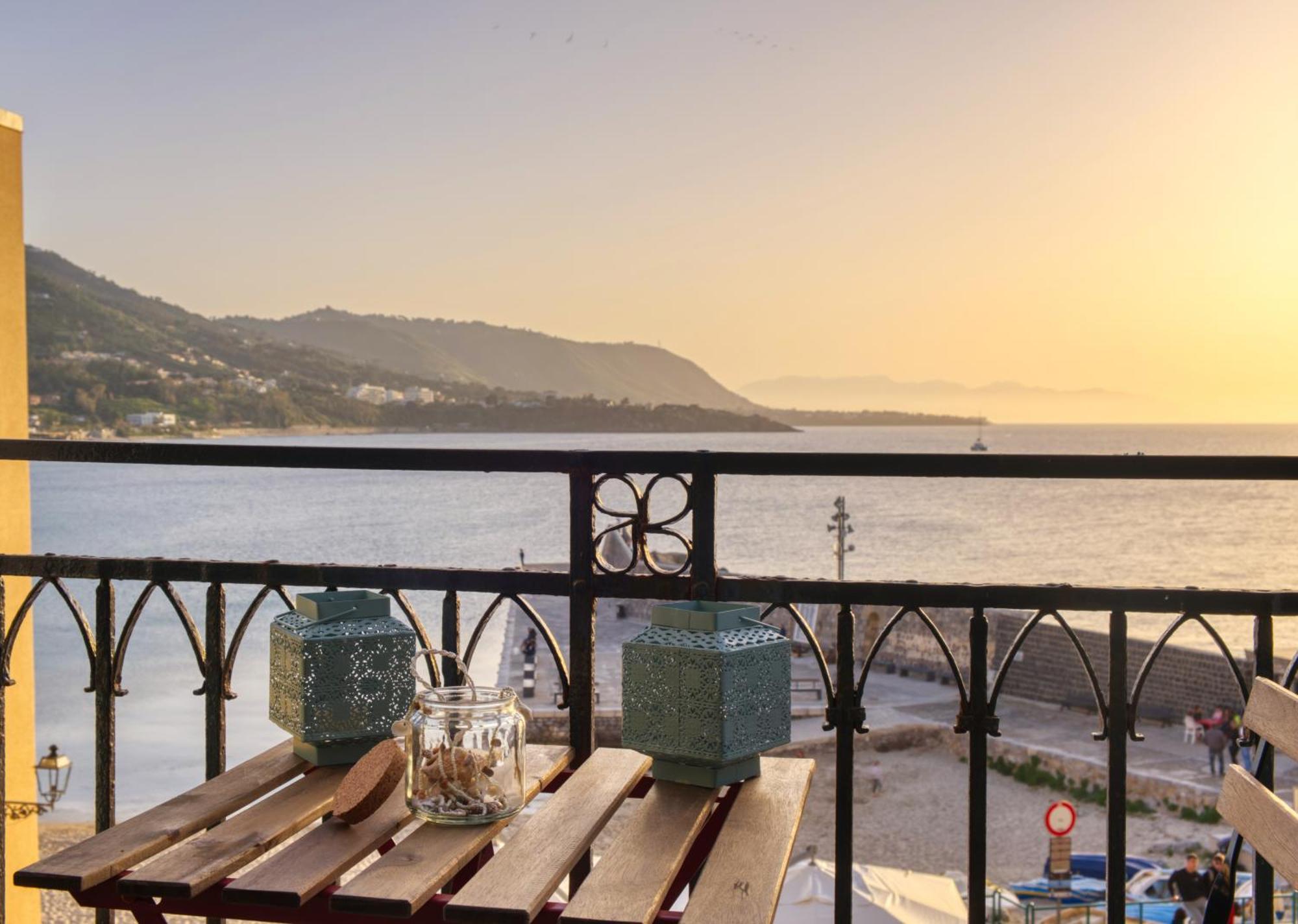 شقة Devalu Casa Del Mare تْشيفالو المظهر الخارجي الصورة